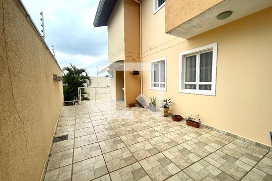 Quintal de casa à venda com 3 quartos, 256m² em Jardim Sao Vicente, Jundiaí