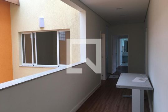 Corredor de casa à venda com 6 quartos, 200m² em Jardim da Saúde, São Paulo
