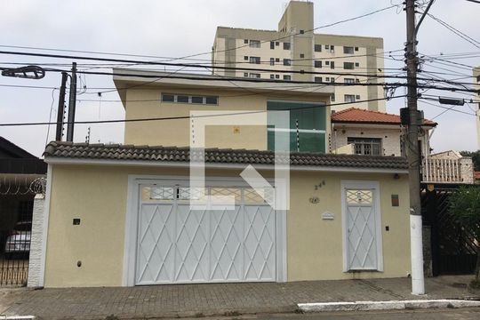 Fachada de casa à venda com 6 quartos, 200m² em Jardim da Saúde, São Paulo