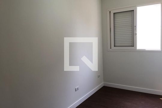 Quarto de casa à venda com 6 quartos, 200m² em Jardim da Saúde, São Paulo