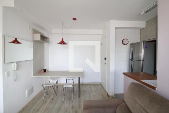 Sala de apartamento para alugar com 2 quartos, 50m² em Limão, São Paulo