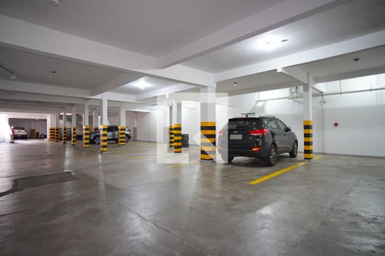 Estacionamento de apartamento à venda com 3 quartos, 90m² em Mont’serrat, Porto Alegre