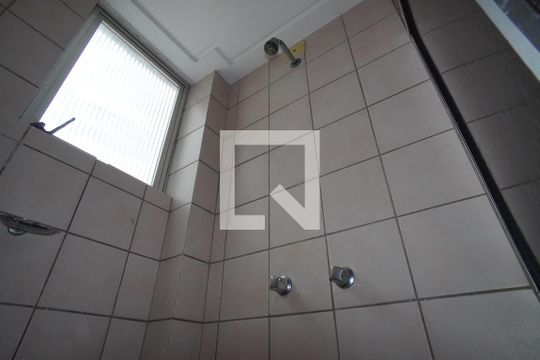 Banheiro da Suíte de apartamento à venda com 3 quartos, 90m² em Mont’serrat, Porto Alegre