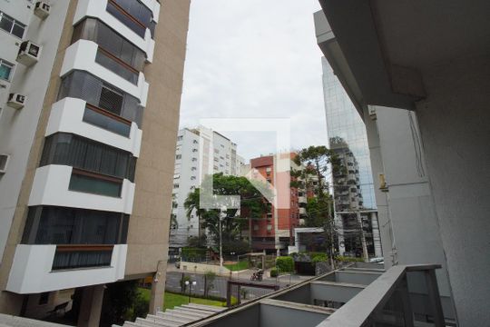 Varanda - Vista de apartamento à venda com 3 quartos, 90m² em Mont’serrat, Porto Alegre