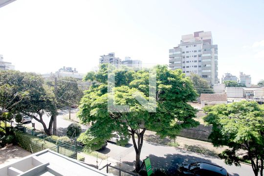 Sala Vista de apartamento à venda com 3 quartos, 129m² em Petrópolis, Porto Alegre