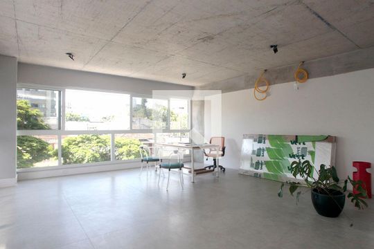 Sala de apartamento à venda com 3 quartos, 129m² em Petrópolis, Porto Alegre