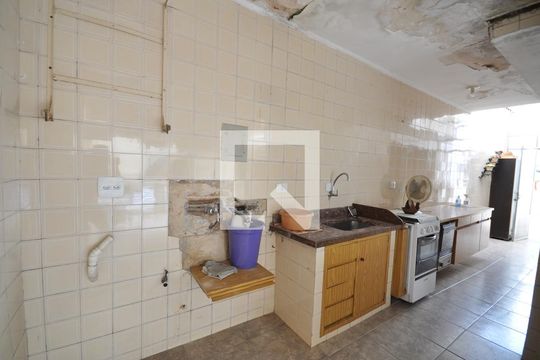 Área de Serviço de casa à venda com 3 quartos, 153m² em Vila Constança, São Paulo