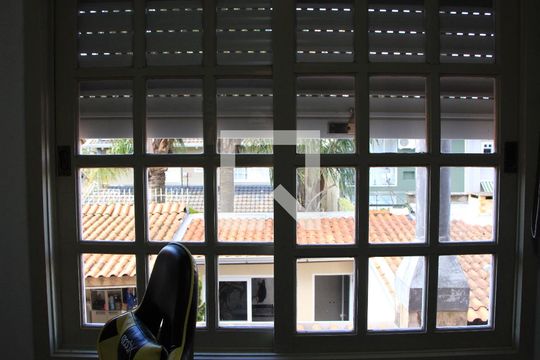 VISTA QUARTO 2 de casa à venda com 3 quartos, 120m² em Jardim Itu, Porto Alegre