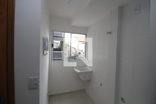 Cozinha e Área de Serviço de apartamento à venda com 2 quartos, 41m² em Vila Carrão, São Paulo