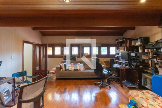 Escritório de casa à venda com 4 quartos, 300m² em Jardim Santa Marcelina, Campinas