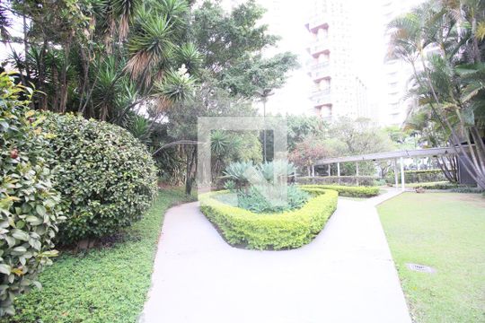 Área comum de apartamento à venda com 4 quartos, 198m² em Vila Suzana, São Paulo