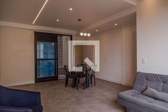 Sala/Cozinha de casa de condomínio à venda com 2 quartos, 148m² em Vila Alexandria, São Paulo