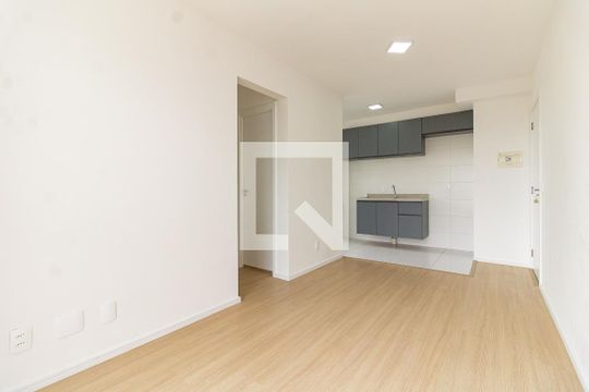 Sala de apartamento à venda com 2 quartos, 43m² em Água Funda, São Paulo