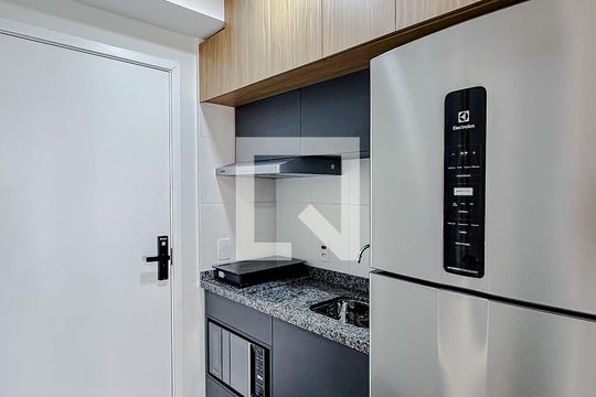 Cozinha de kitnet/studio à venda com 1 quarto, 22m² em Vila Mariana, São Paulo