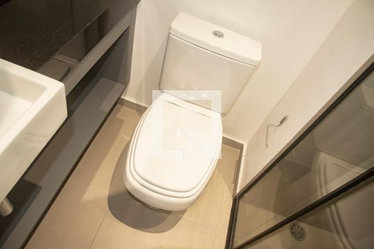 Banheiro de kitnet/studio à venda com 1 quarto, 19m² em Vila Clementino, São Paulo