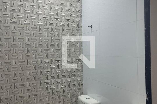 Banheiro de casa à venda com 3 quartos, 132m² em Jardim Soraia, São Paulo
