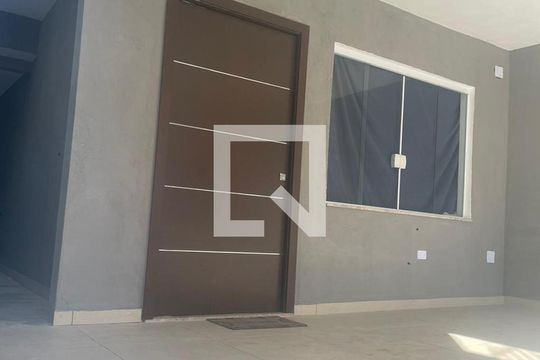 Garagem de casa à venda com 3 quartos, 132m² em Jardim Soraia, São Paulo