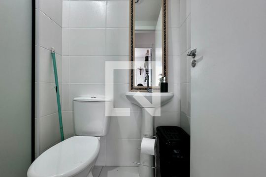 Banheiro de apartamento para alugar com 2 quartos, 36m² em Vila Socorro, São Paulo