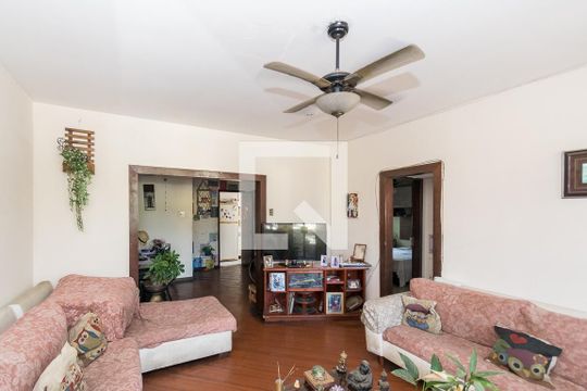 Sala de casa à venda com 3 quartos, 134m² em Penha, Rio de Janeiro