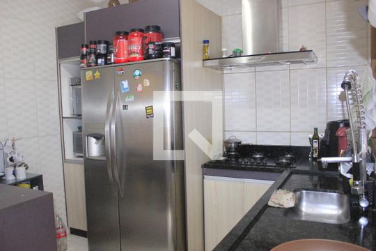 Cozinha de casa para alugar com 3 quartos, 150m² em Residencial Parque Cumbica, Guarulhos