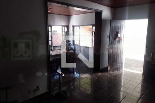 Sala de casa à venda com 3 quartos, 177m² em Anil, Rio de Janeiro