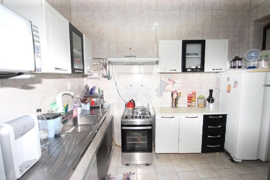 Cozinha de casa à venda com 5 quartos, 182m² em Engenho de Dentro, Rio de Janeiro