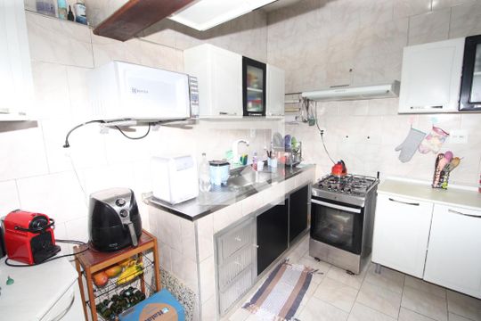 Cozinha de casa à venda com 5 quartos, 182m² em Engenho de Dentro, Rio de Janeiro