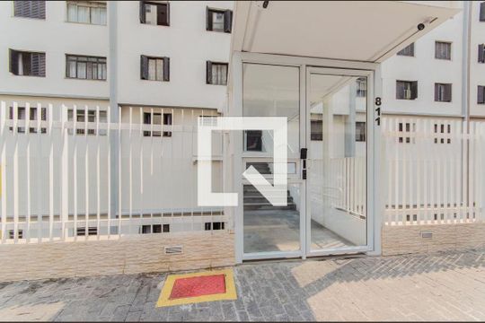 Entrada de apartamento à venda com 2 quartos, 45m² em Vila Mariana, São Paulo