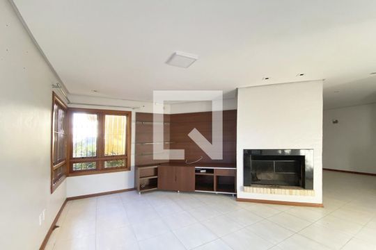 Casa para alugar com 3 quartos, 190m² em Centro, São Leopoldo