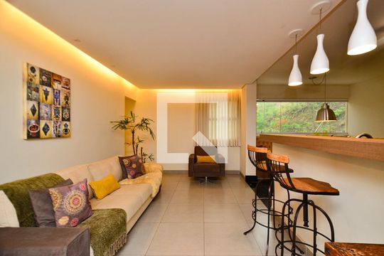 Apartamento para alugar com 3 quartos, 107m² em Sion, Belo Horizonte