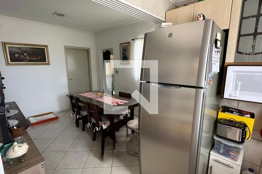 Cozinha de casa à venda com 6 quartos, 334m² em Vila Guilhermina, São Paulo