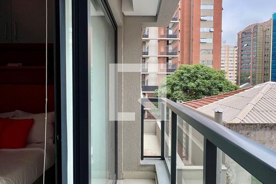 Sacada de kitnet/studio à venda com 1 quarto, 25m² em Vila Mariana, São Paulo
