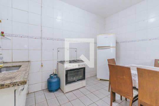 Cozinha de apartamento para alugar com 2 quartos, 80m² em Jardim Augusta, São José dos Campos