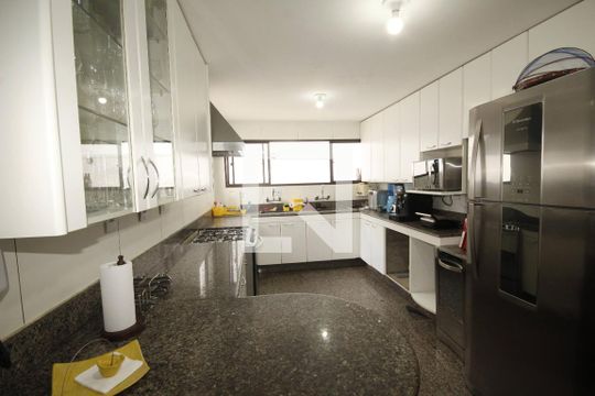 Cozinha de casa à venda com 5 quartos, 400m² em Comiteco, Belo Horizonte