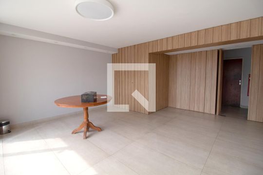 Área comum de apartamento para alugar com 4 quartos, 198m² em Jardim Europa, São Paulo