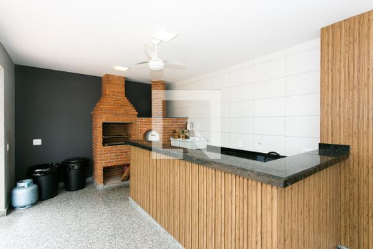 Condomínio - Churrasqueira de kitnet/studio para alugar com 1 quarto, 31m² em Vila Gomes Cardim, São Paulo