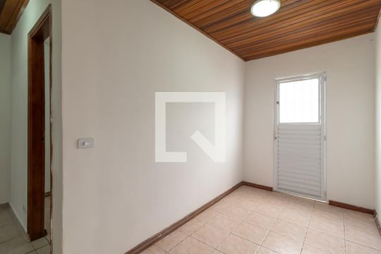 Casa para alugar com 1 quarto, 50m² em Vila Santa Maria, São Paulo