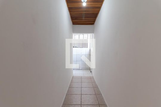 Cozinha e Área de Serviço de casa para alugar com 1 quarto, 50m² em Vila Santa Maria, São Paulo