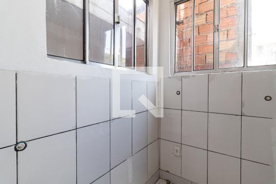 Cozinha e Área de Serviço de casa para alugar com 1 quarto, 50m² em Vila Santa Maria, São Paulo