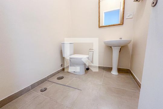 Banheiro de kitnet/studio à venda com 1 quarto, 41m² em Perdizes, São Paulo