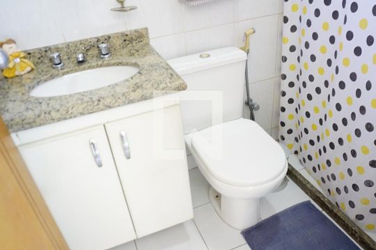 Banheiro Social 2 de apartamento à venda com 5 quartos, 239m² em Freguesia (jacarepaguá), Rio de Janeiro
