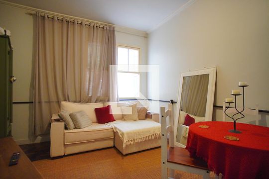 Sala de apartamento para alugar com 1 quarto, 58m² em São Geraldo, Porto Alegre