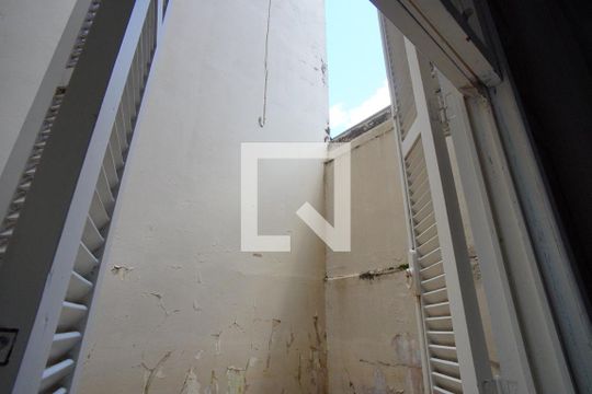 Quarto - Vista de apartamento para alugar com 1 quarto, 58m² em São Geraldo, Porto Alegre