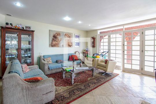 Sala de casa de condomínio para alugar com 3 quartos, 600m² em Itanhangá, Rio de Janeiro