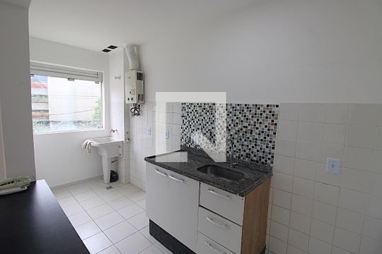 Cozinha de apartamento para alugar com 2 quartos, 65m² em Cachambi, Rio de Janeiro