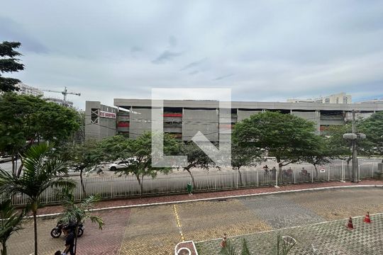 Vista do Quarto 1 de apartamento para alugar com 2 quartos, 65m² em Cachambi, Rio de Janeiro