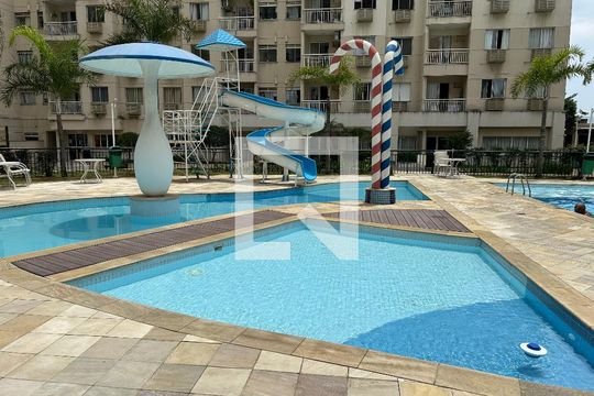 Area comum piscina de apartamento para alugar com 2 quartos, 65m² em Cachambi, Rio de Janeiro