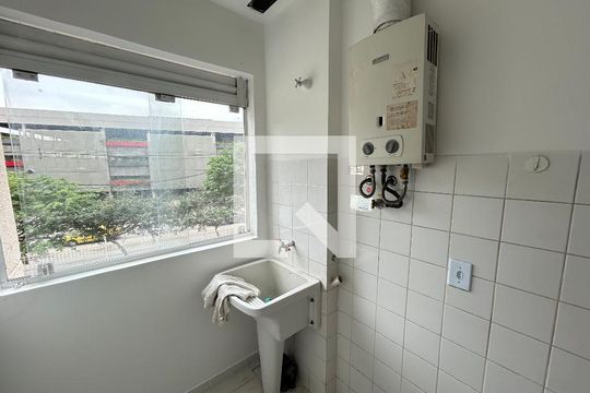 Area de serviço de apartamento para alugar com 2 quartos, 65m² em Cachambi, Rio de Janeiro