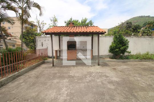 Área comum - Churrasqueira de apartamento à venda com 2 quartos, 56m² em Vaz Lobo, Rio de Janeiro