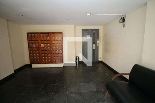 Hall de Entrada de apartamento à venda com 2 quartos, 56m² em Vaz Lobo, Rio de Janeiro